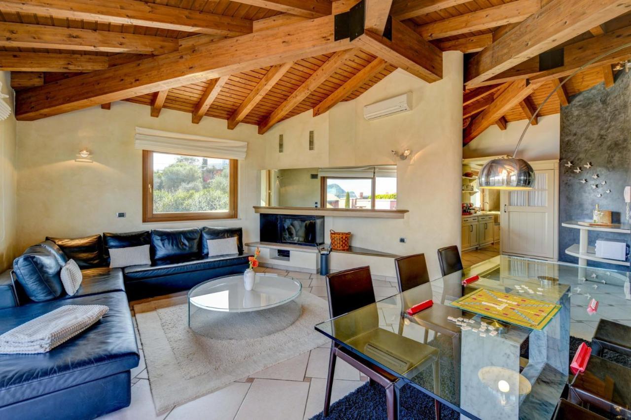 Villa Oleander Manerba del Garda Kültér fotó