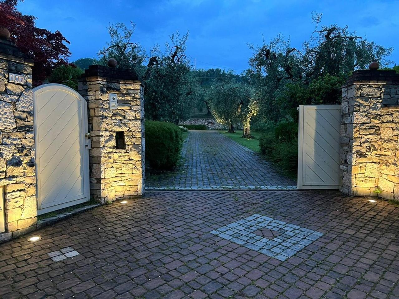 Villa Oleander Manerba del Garda Kültér fotó